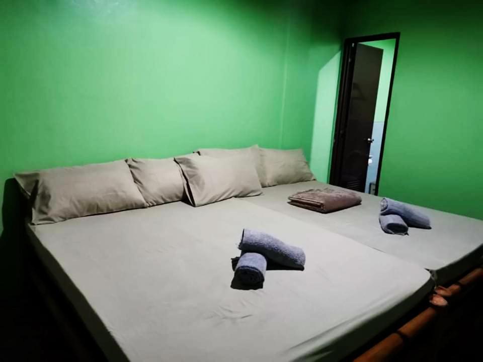 סיקיהור In-N-Out Hostel מראה חיצוני תמונה