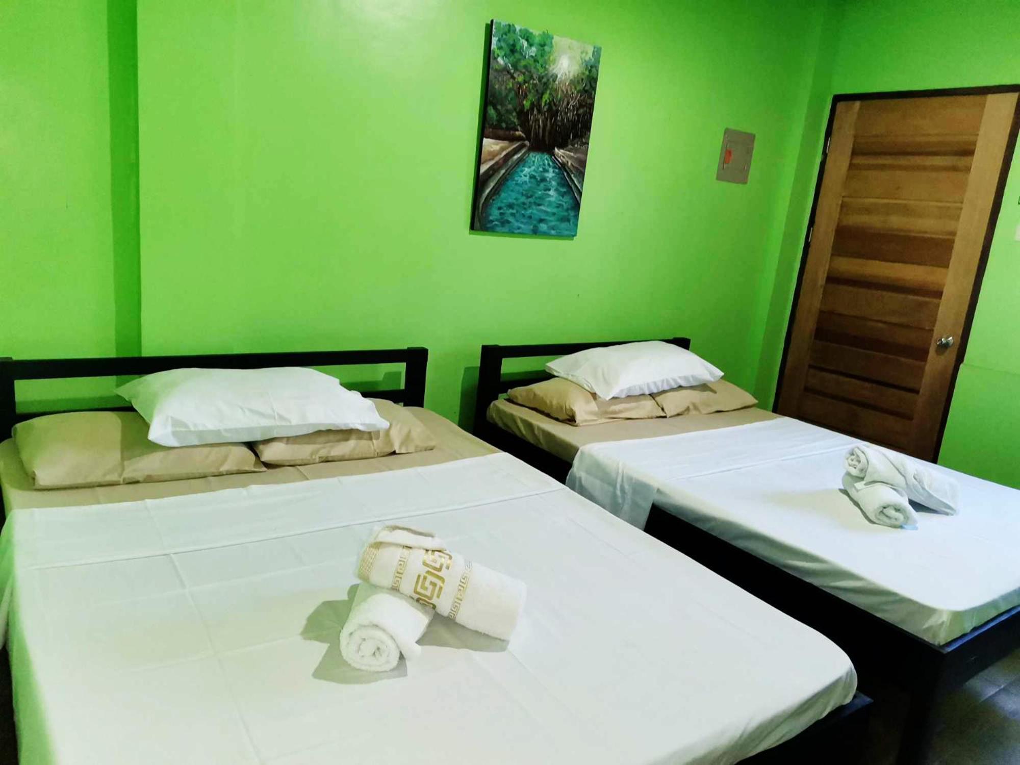 סיקיהור In-N-Out Hostel מראה חיצוני תמונה