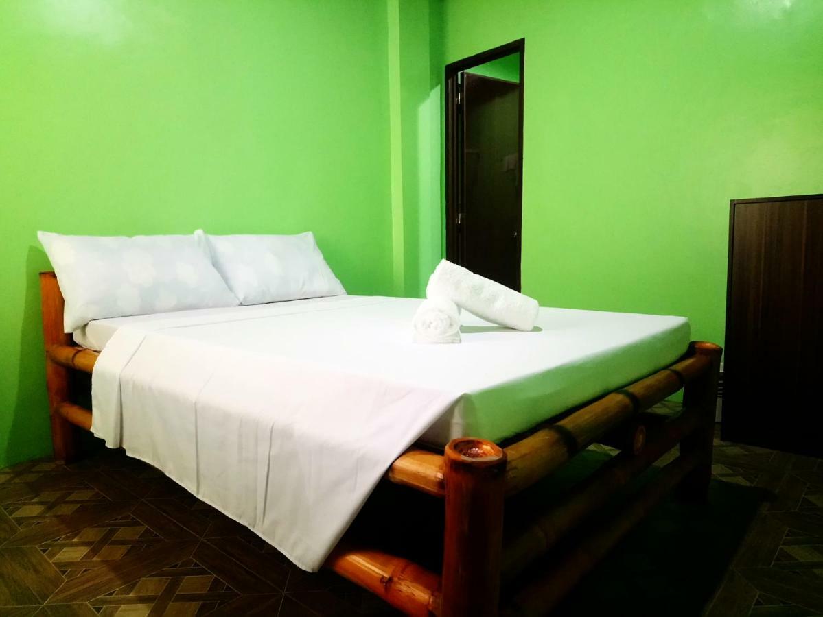סיקיהור In-N-Out Hostel מראה חיצוני תמונה