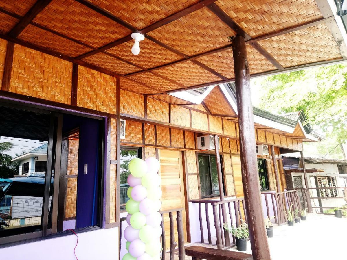 סיקיהור In-N-Out Hostel מראה חיצוני תמונה