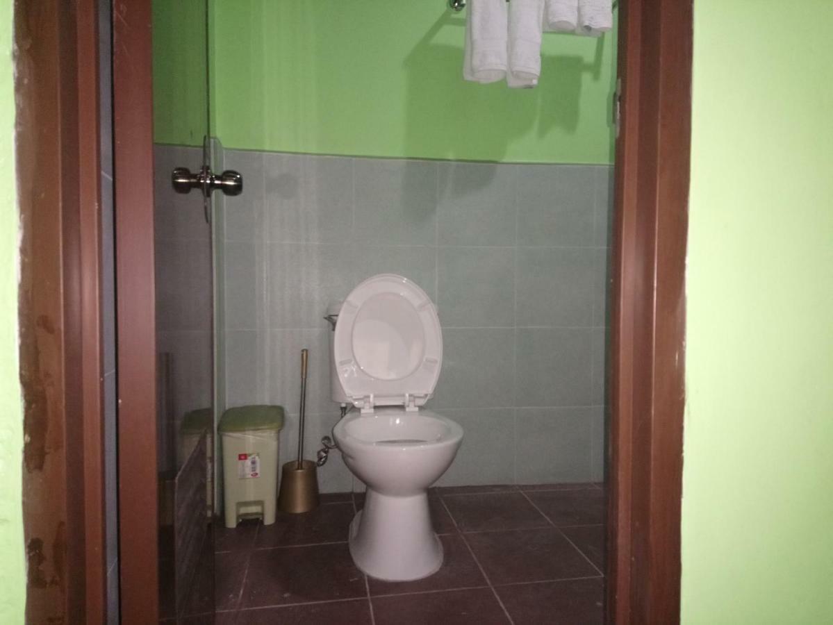 סיקיהור In-N-Out Hostel מראה חיצוני תמונה