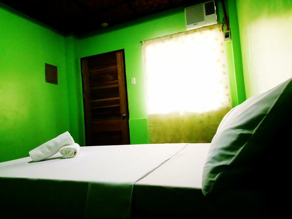 סיקיהור In-N-Out Hostel מראה חיצוני תמונה